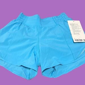 Lululemon Hotty Hot High-Rise Lined Short 4"